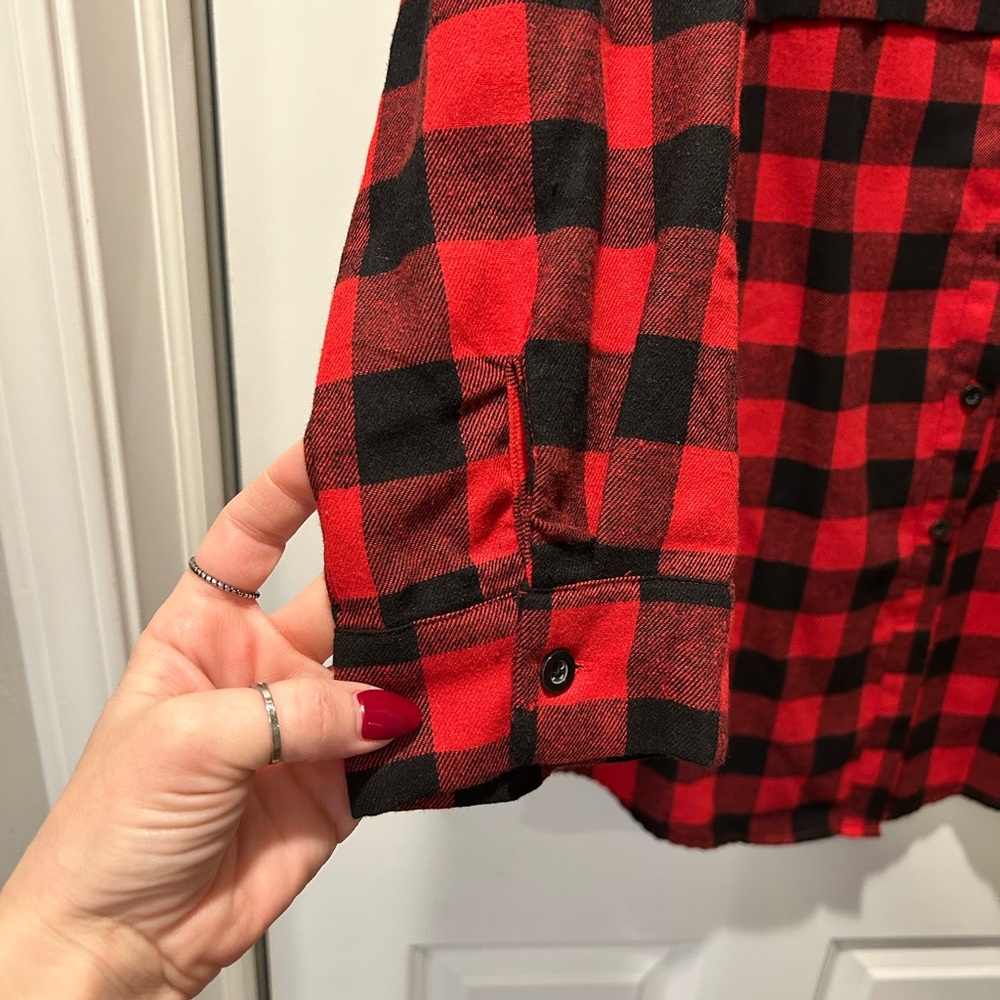 Red and Black Plaid Button-Up Boyfriend Flannel Tunic Length - Picture 9 of 16